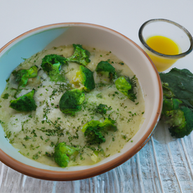sopa verde de brócolis