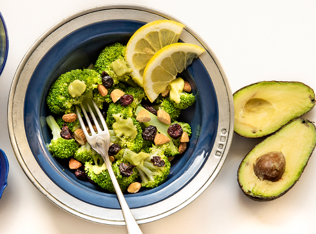foto da receita Salada de agrião,   avocado,   brócolis e atum